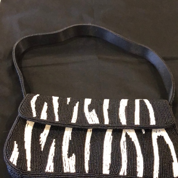 Handbag - Picture 5 of 6